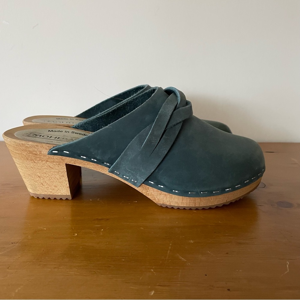 SWEDISH CLOGS 38